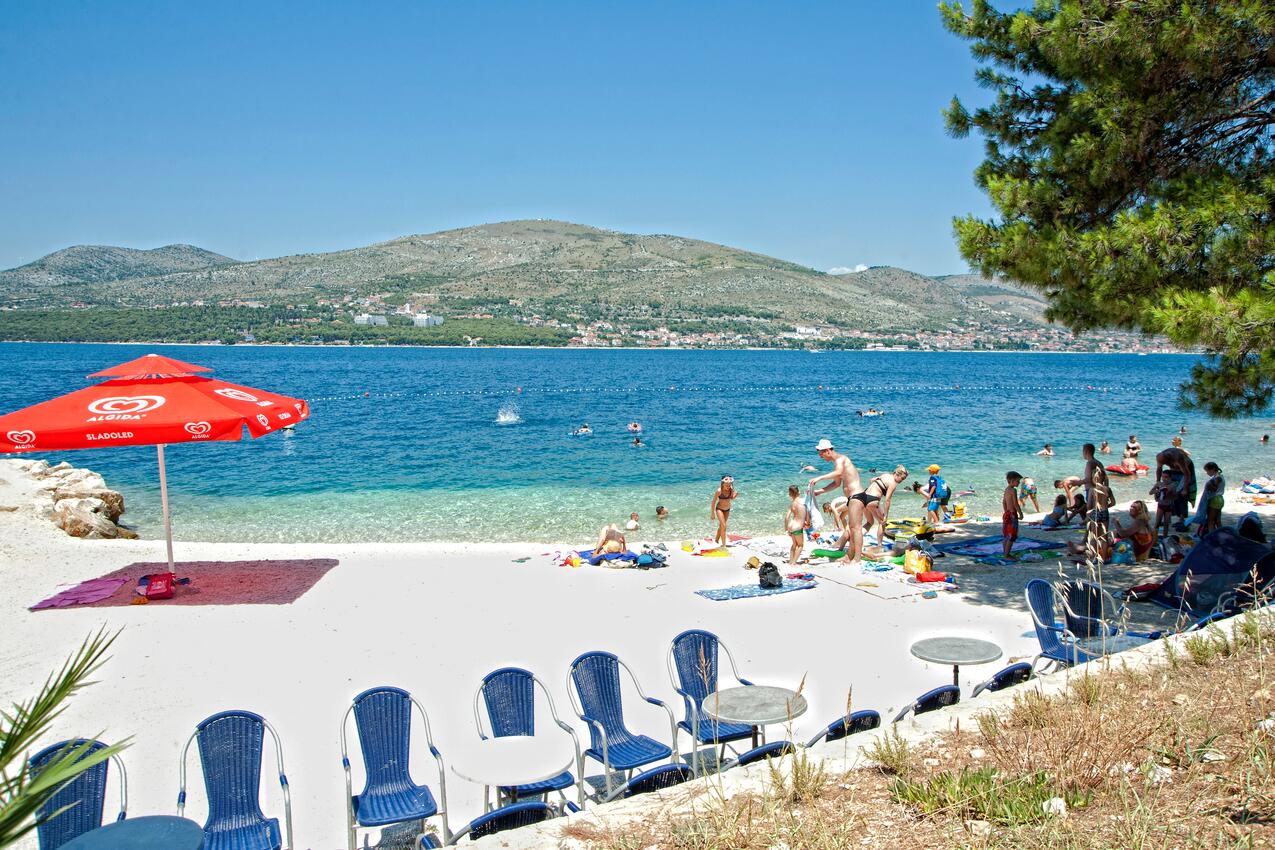 Nearest beach - Seaside holiday house Okrug Donji, Čiovo