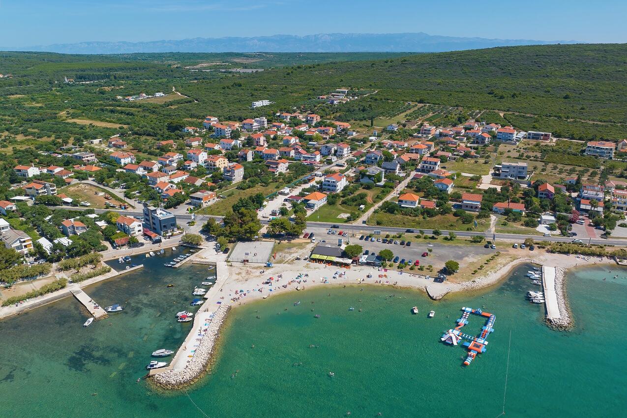 Nearest beach - Family friendly seaside apartments Sukošan, Zadar