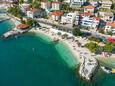 Najbližja plaža Plaža Dugi Rat v mjestu Dugi Rat, Omiš.
