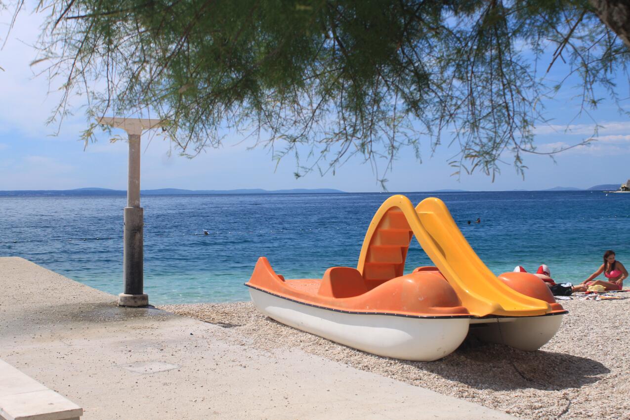 Legközelebbi strand - Apartmanok parkolóhellyel Dugi Rat, Omis
