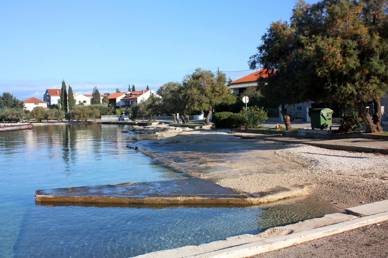 Nächster Strand - Ferienwohnungen am Meer Zadar - Diklo, Zadar