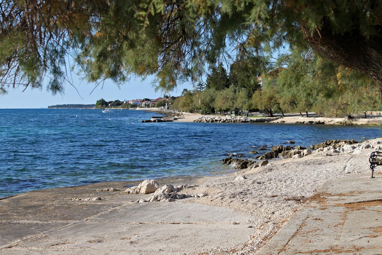 Nächster Strand - Ferienwohnungen am Meer Zadar - Diklo, Zadar