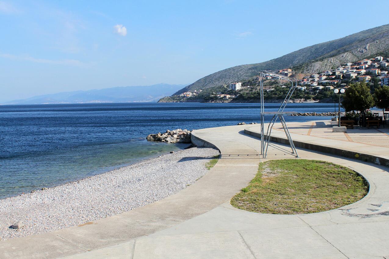 Nejbližší pláž - Apartmány a pokoje s parkovištěm  Senj