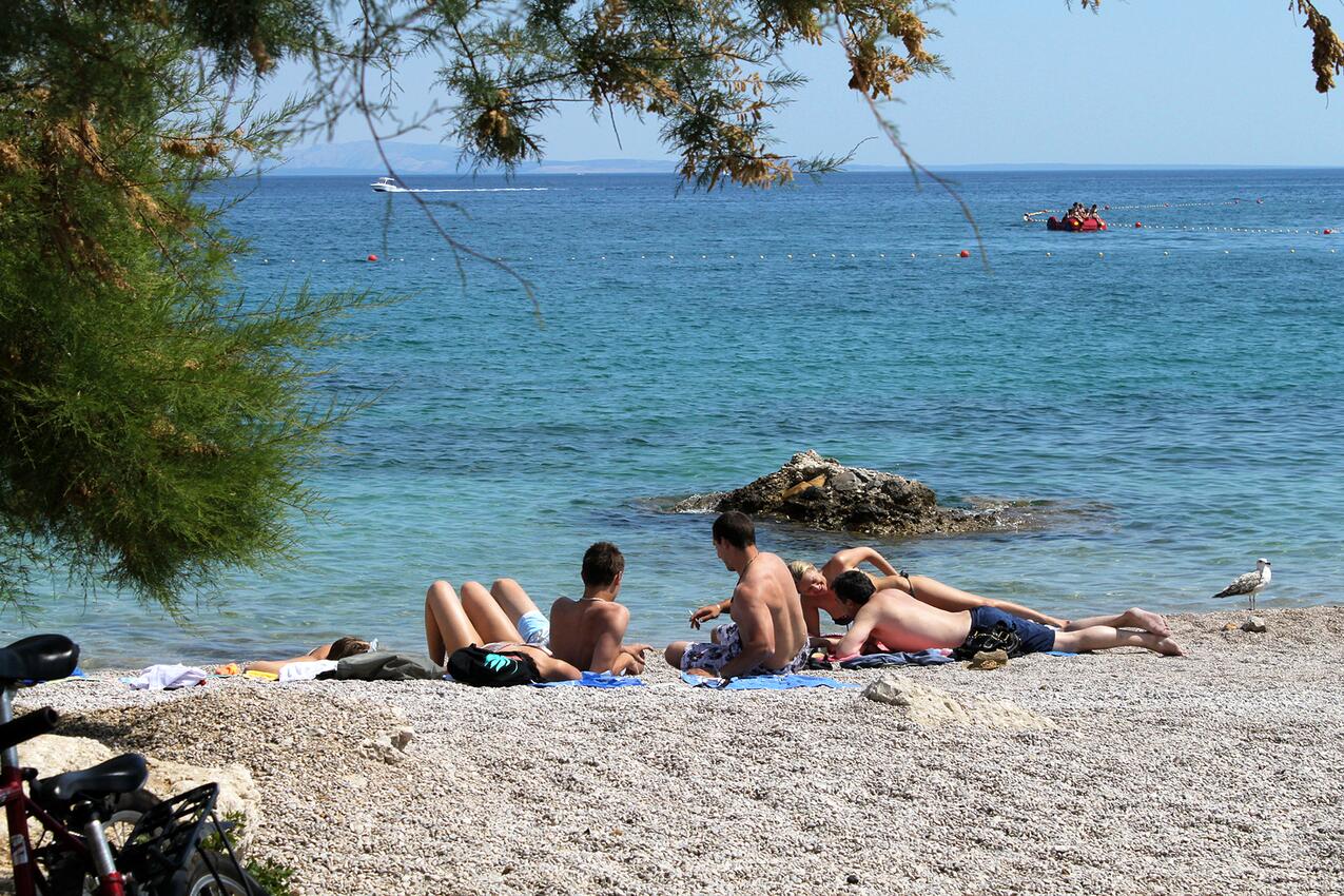 Nearest beach - Apartments with parking space Krk