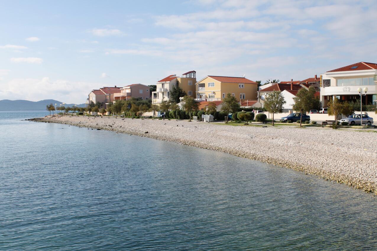Nearest beach - Holiday house with a parking space Zadar