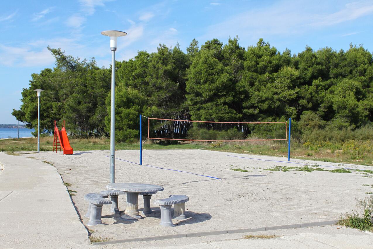 Nächster Strand - Ferienwohnungen mit Parkplatz Privlaka, Zadar