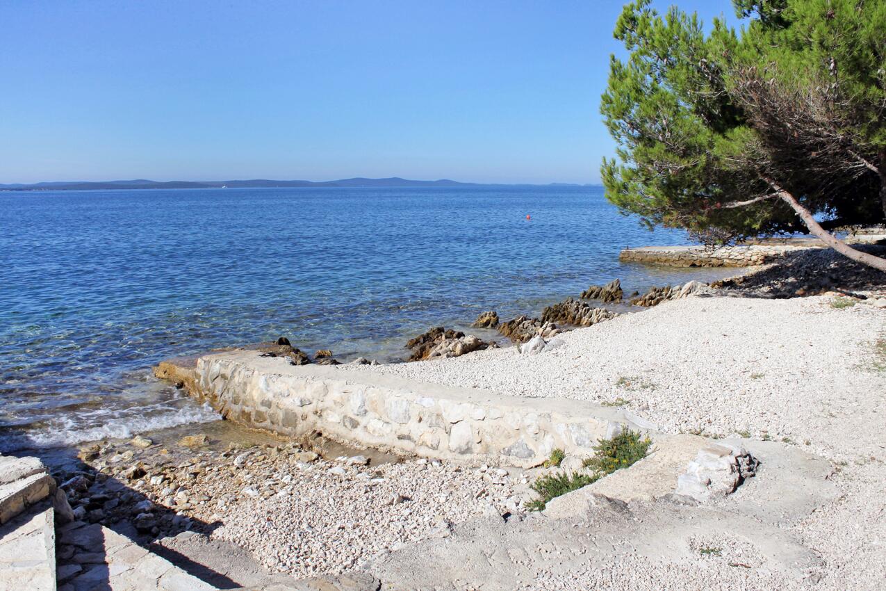La spiaggia più vicina - Appartamenti accanto al mare Kozino, Zara - Zadar
