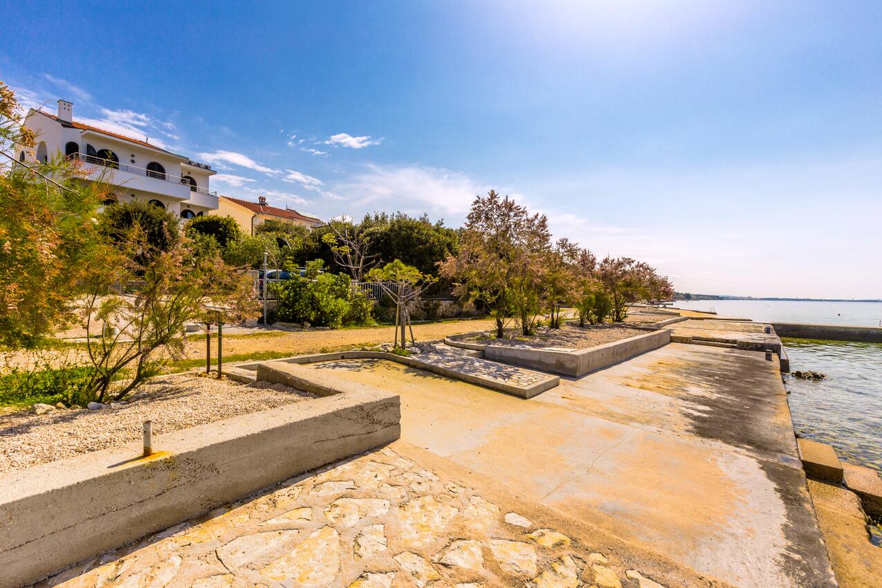 Nächster Strand - Ferienwohnungen am Meer Kozino, Zadar