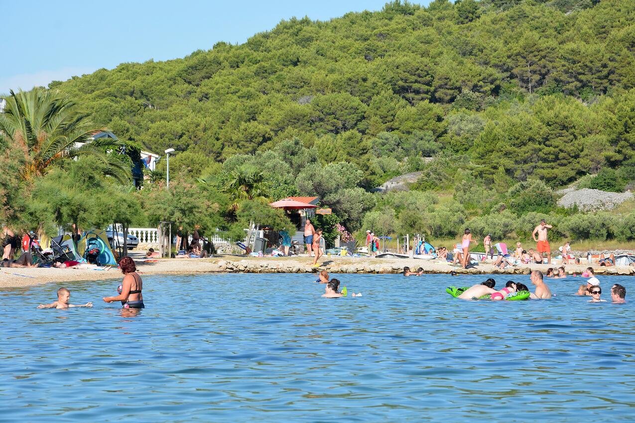 Nermeste strand - Lejligheder ved havet Pirovac, Sibenik