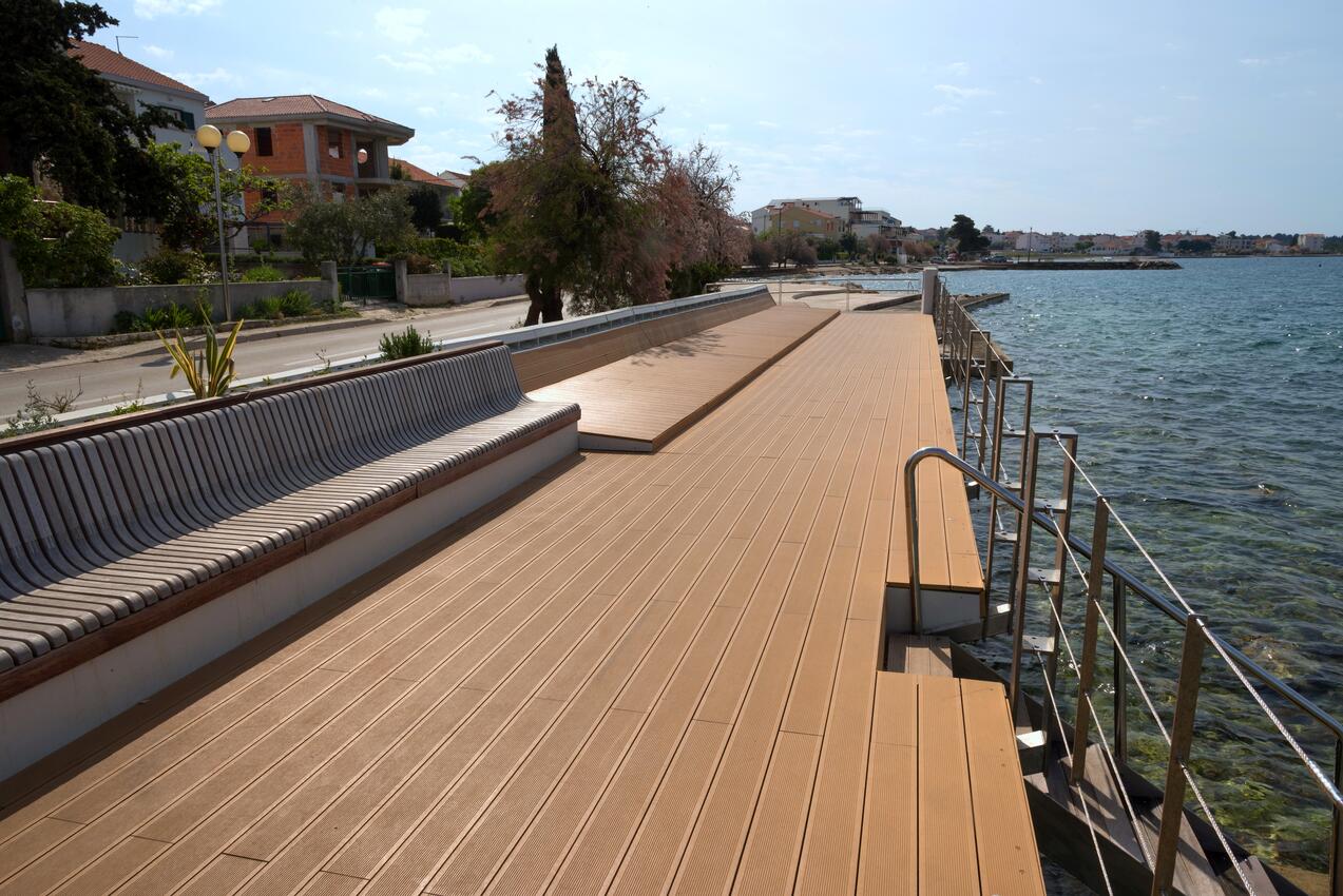 Nächster Strand - Ferienwohnungen am Meer Zadar - Diklo, Zadar