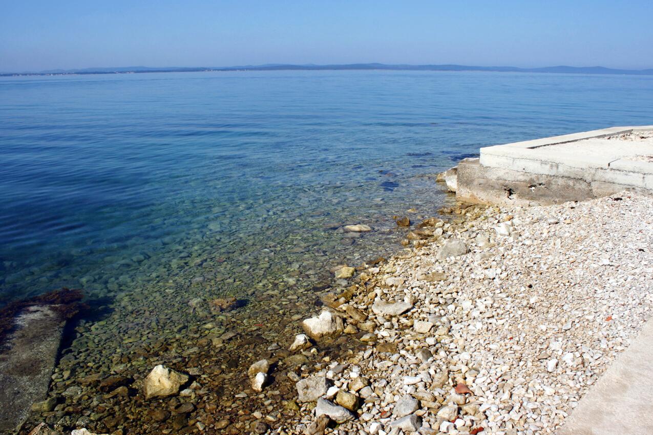 Najbliža plaža - Apartmani uz more Petrčane, Zadar