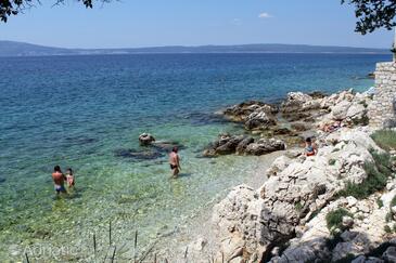 Szobák magán parkolóhellyel Novi Vinodolski - 21509