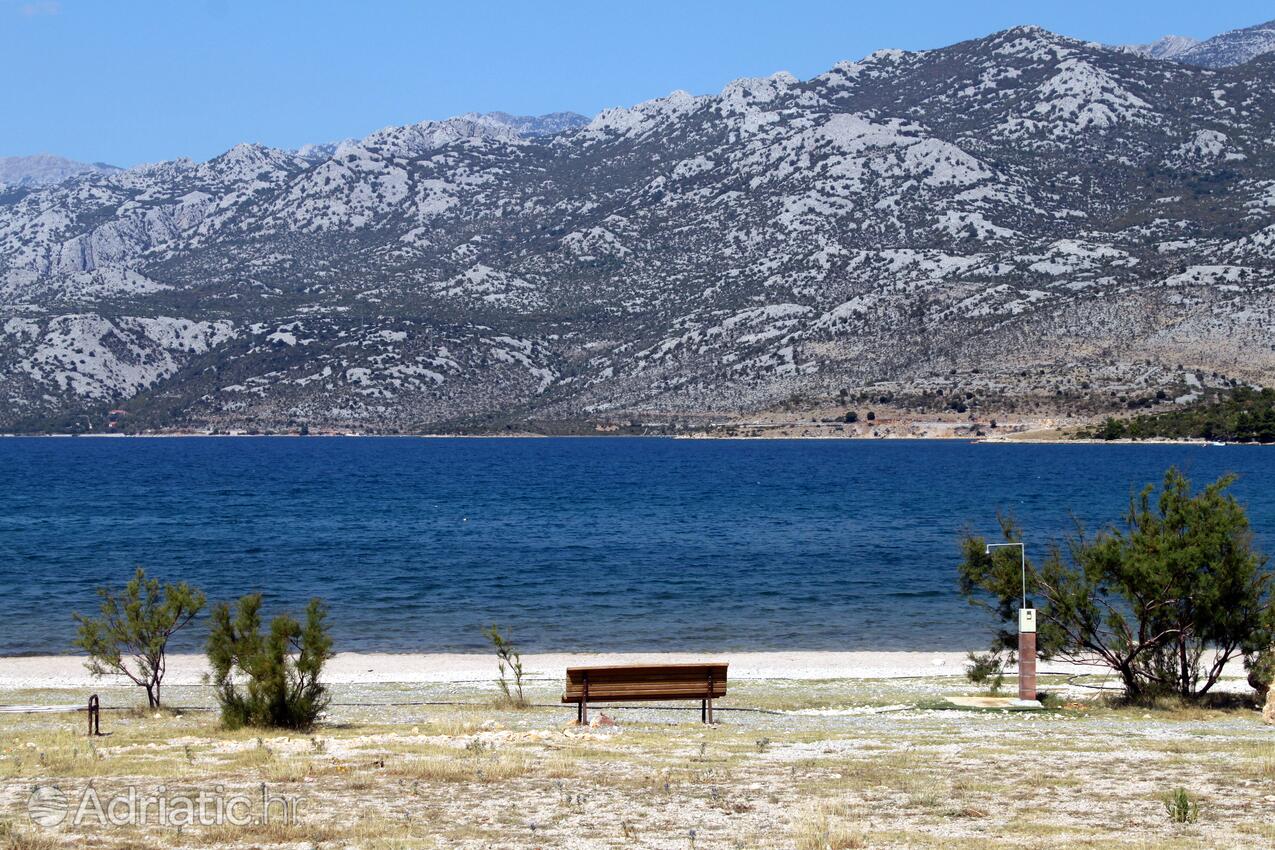 Nearest beach - Apartments and rooms by the sea Rovanjska, Paklenica
