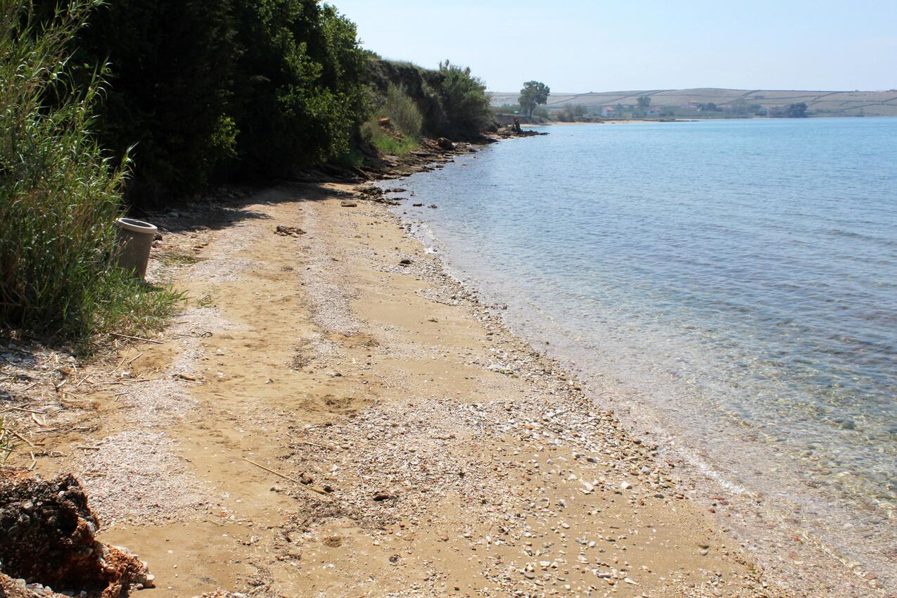 Nærmeste strand - Leiligheter med parkering Povljana, Pag