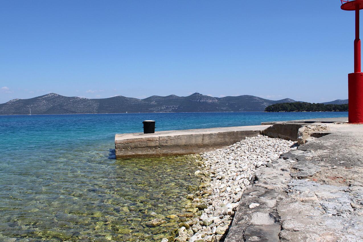 Najbližja plaža - Apartmaji ob morju Veli Iž, Iž