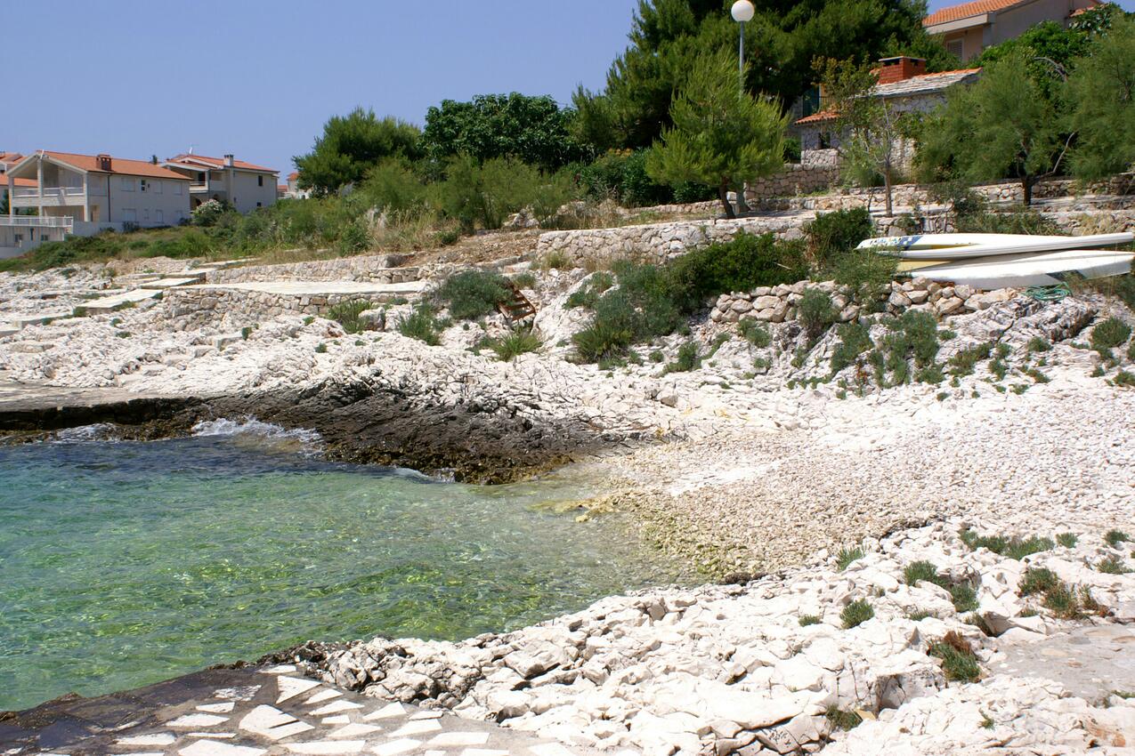 La plage la plus proche - Appartements près de la mer Rogoznica
