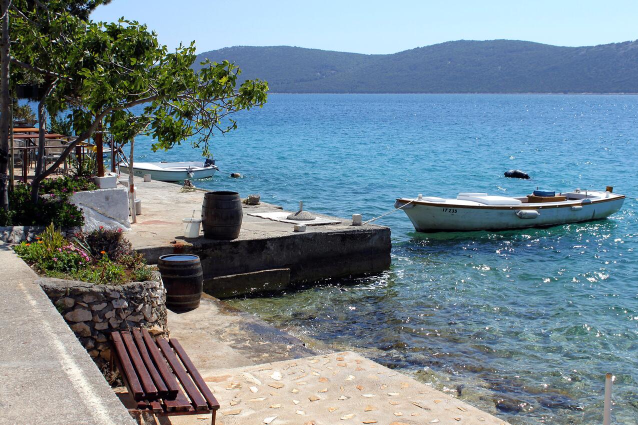 Najbližja plaža - Apartmaji ob morju Brgulje, Molat