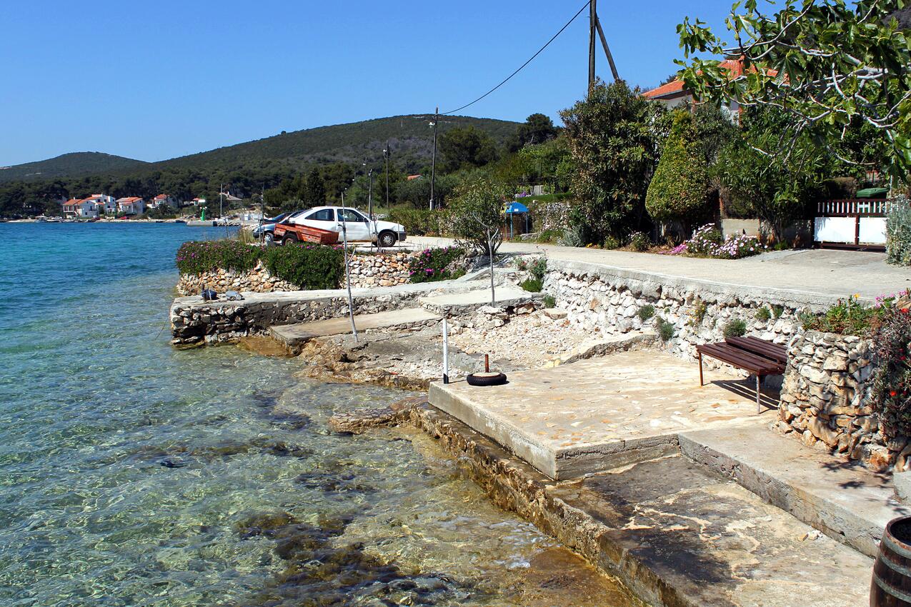 Najbližja plaža - Apartmaji ob morju Brgulje, Molat