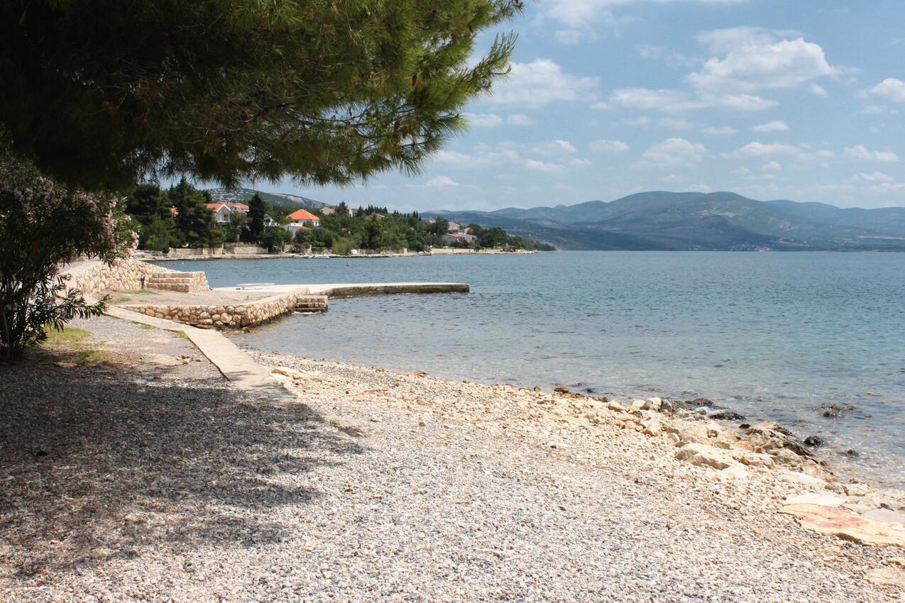 Nermeste strand - Lejlighedens parkeringsplads Maslenica, Novigrad