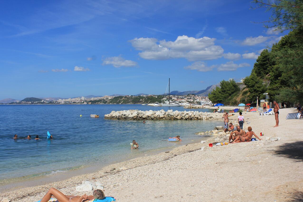 La spiaggia più vicina - Appartamenti con parcheggio Podstrana, Spalato - Split