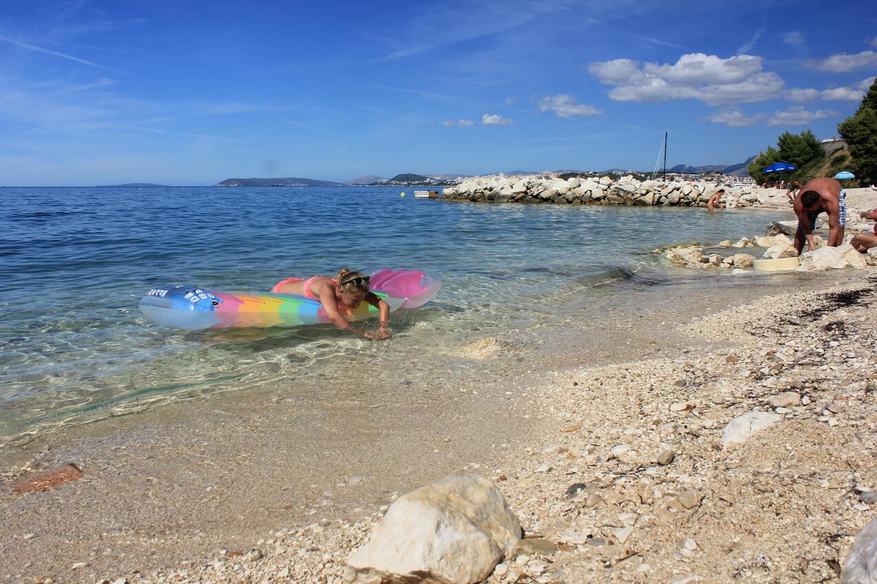 La spiaggia più vicina - Appartamenti con parcheggio Podstrana, Spalato - Split