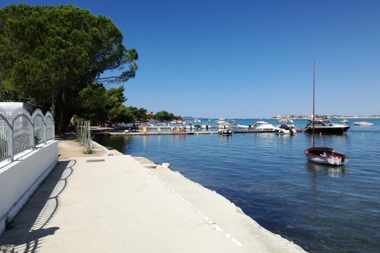 Nächster Strand - Ferienwohnungen am Meer Sukosan, Zadar