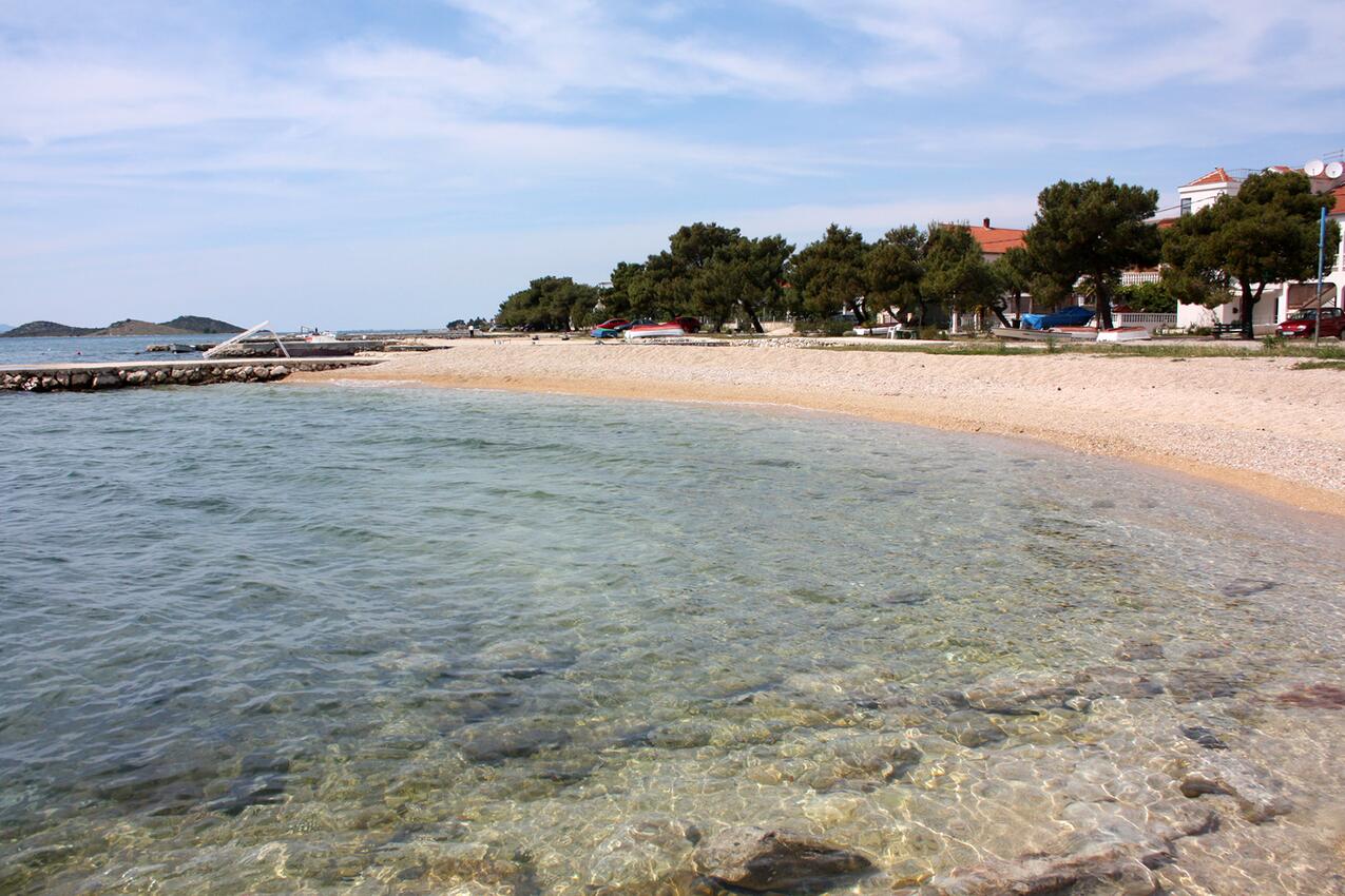 Najbližja plaža - Apartmaji ob morju Turanj, Biograd