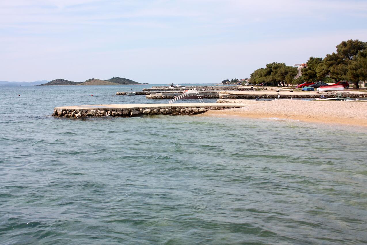 Najbližja plaža - Apartmaji ob morju Turanj, Biograd