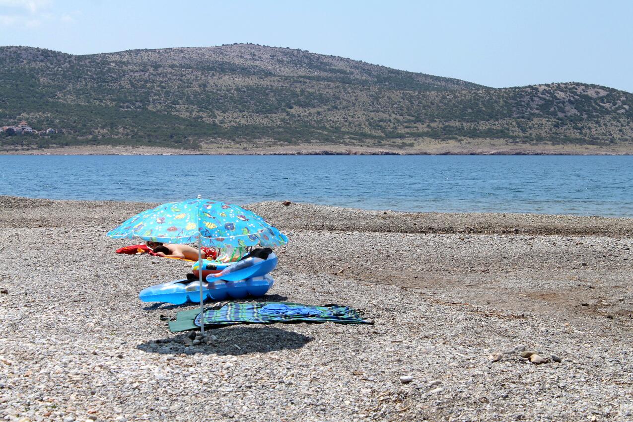 Nächster Strand - Ferienwohnungen mit Parkplatz Seline, Paklenica