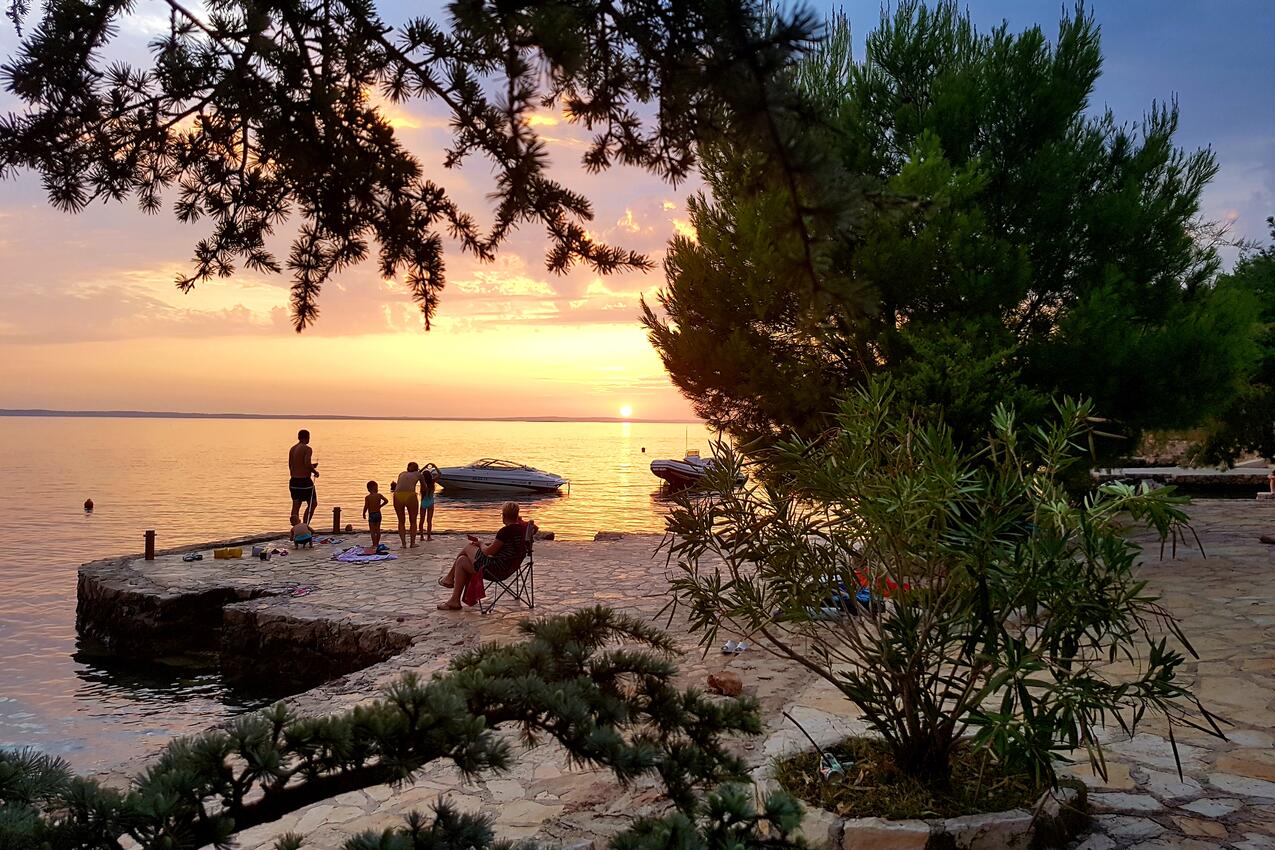 Nærmeste strand - Apartmani i sobe uz more Starigrad, Paklenica