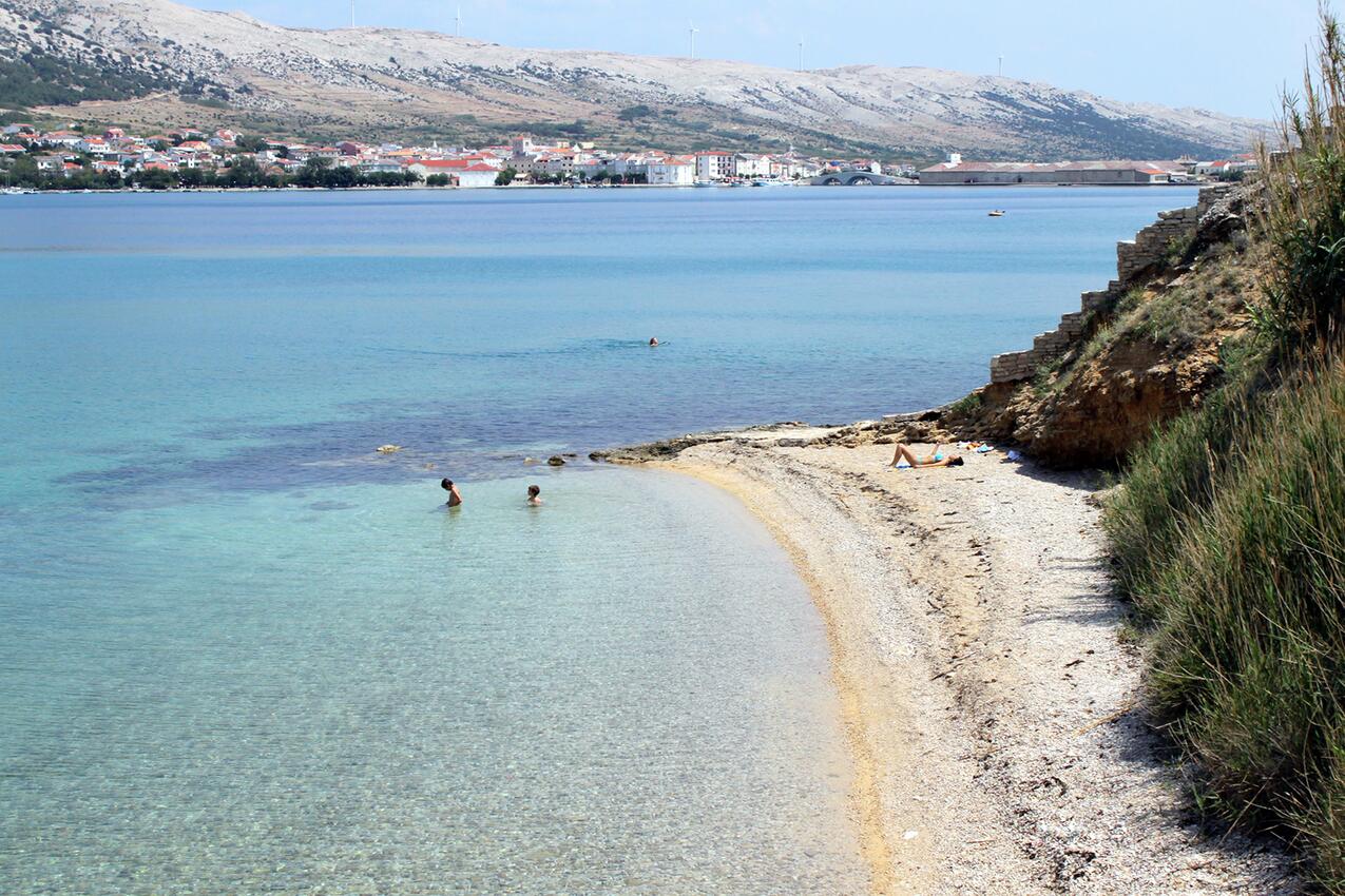 Najbližja plaža - Apartmaji za družine z otroki Pag
