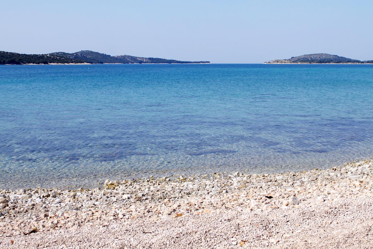 La spiaggia più vicina - Appartamenti accanto al mare Zaboric, Sebenico - Šibenik