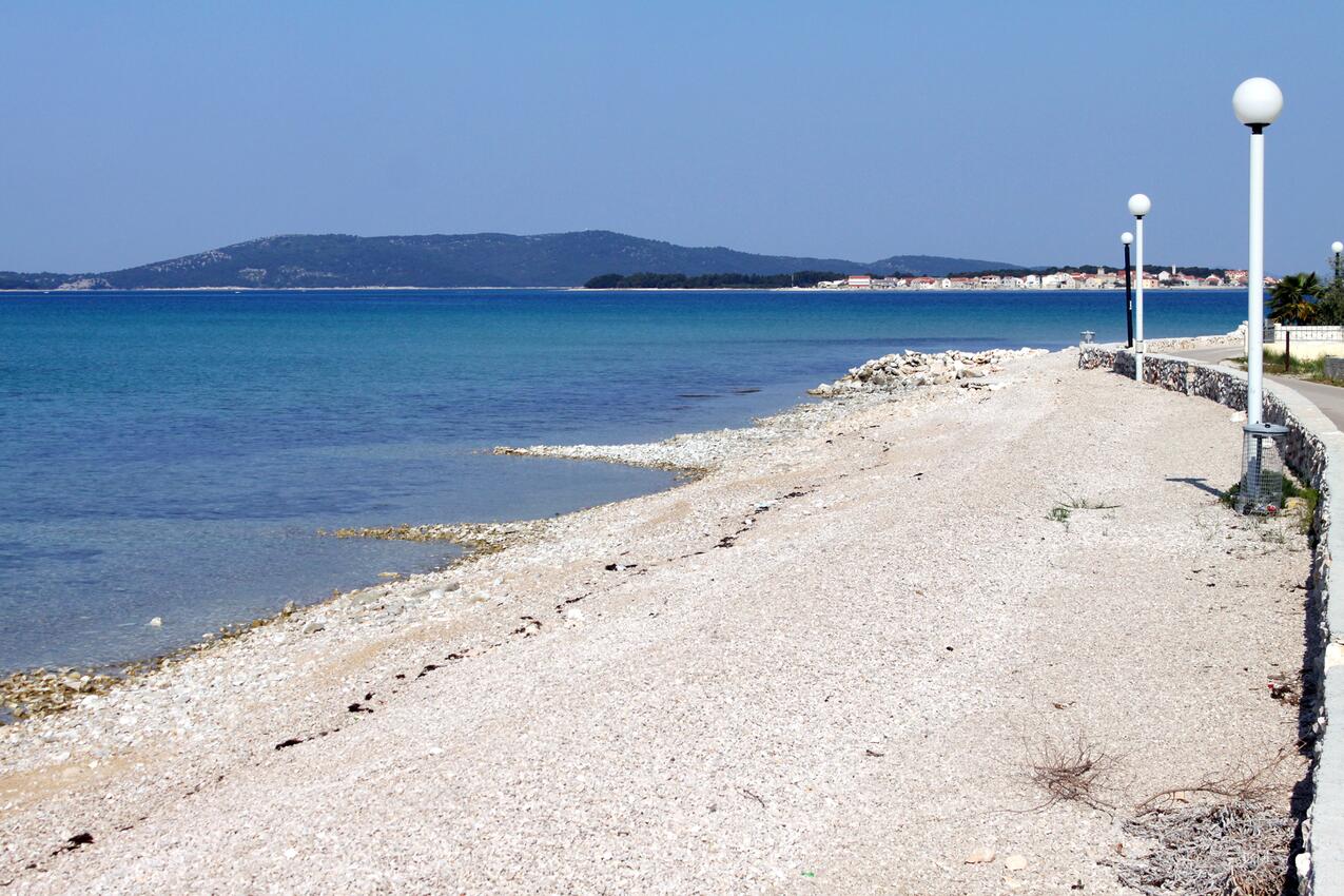 La spiaggia più vicina - Appartamenti accanto al mare Zaboric, Sebenico - Šibenik