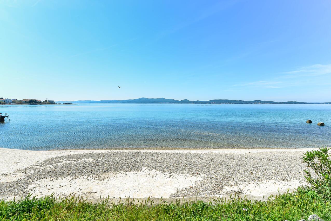 La spiaggia più vicina - Appartamenti accanto al mare San Cassiano - Sukošan, Zara - Zadar