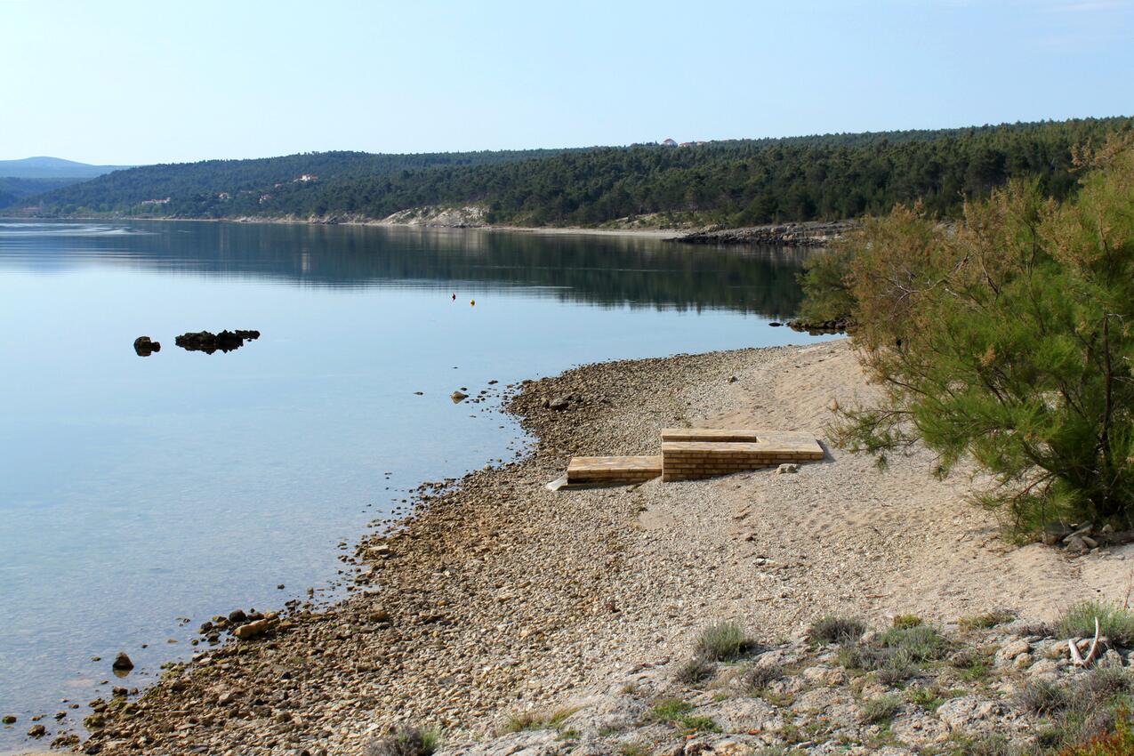 Nächster Strand - Ferienwohnungen am Meer Pridraga - Cuskijas, Novigrad