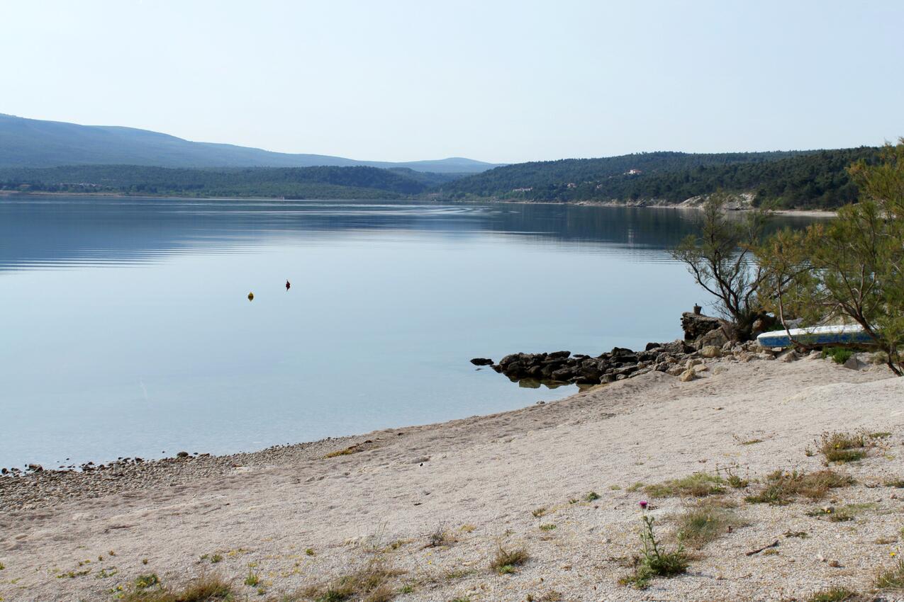 Nächster Strand - Ferienwohnungen am Meer Pridraga - Cuskijas, Novigrad