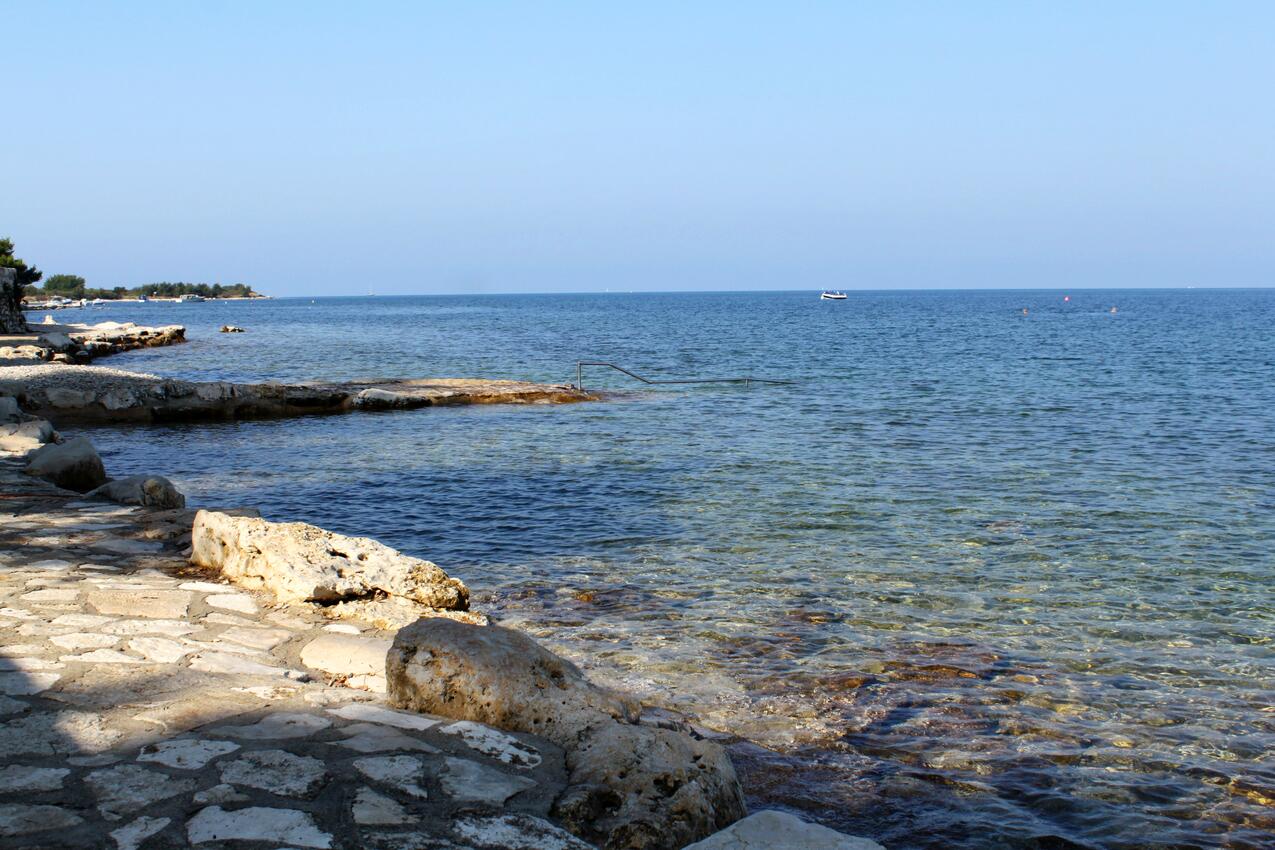 La spiaggia più vicina - Appartamenti con parcheggio Daila - Dajla, Novigrad