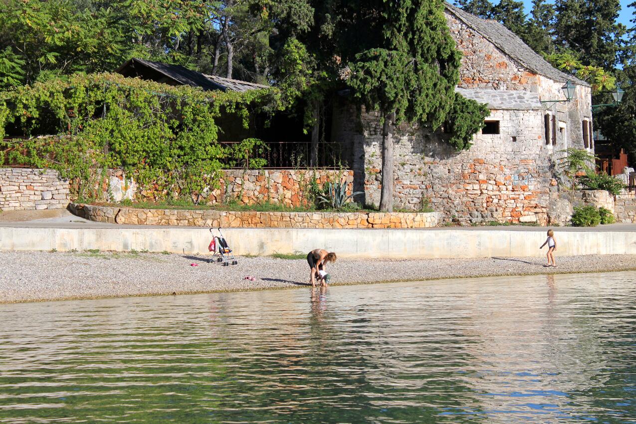 Najbližja plaža - Sobe z zasebnim parkirnim mestom Stari Grad, Hvar
