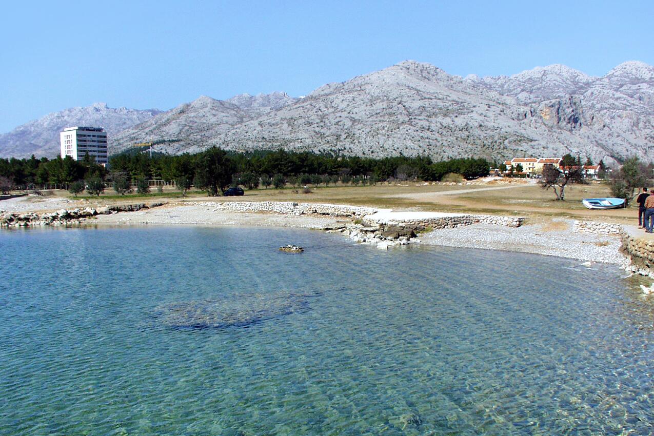 Nächster Strand - Ferienwohnungen und Zimmer mit Parklplatz Starigrad, Paklenica