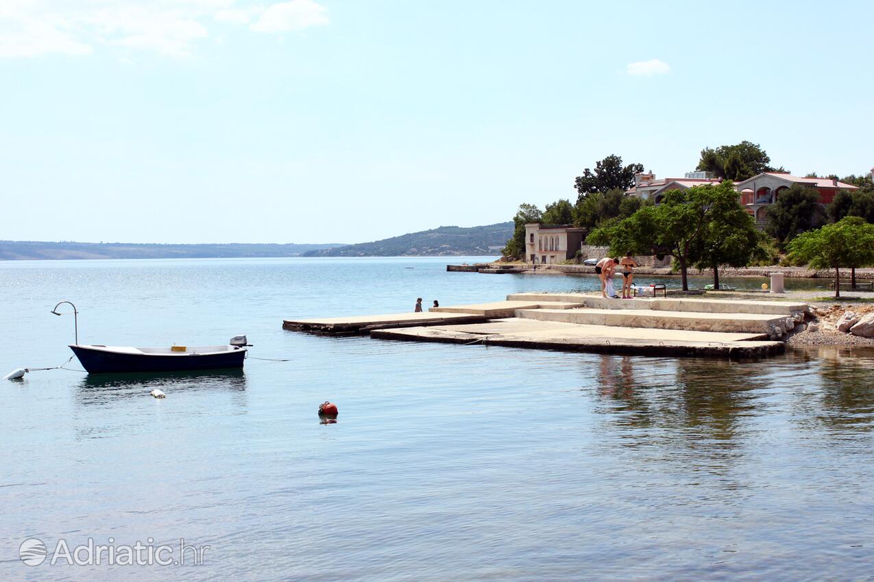 Nächster Strand - Ferienwohnungen am Meer Maslenica, Novigrad