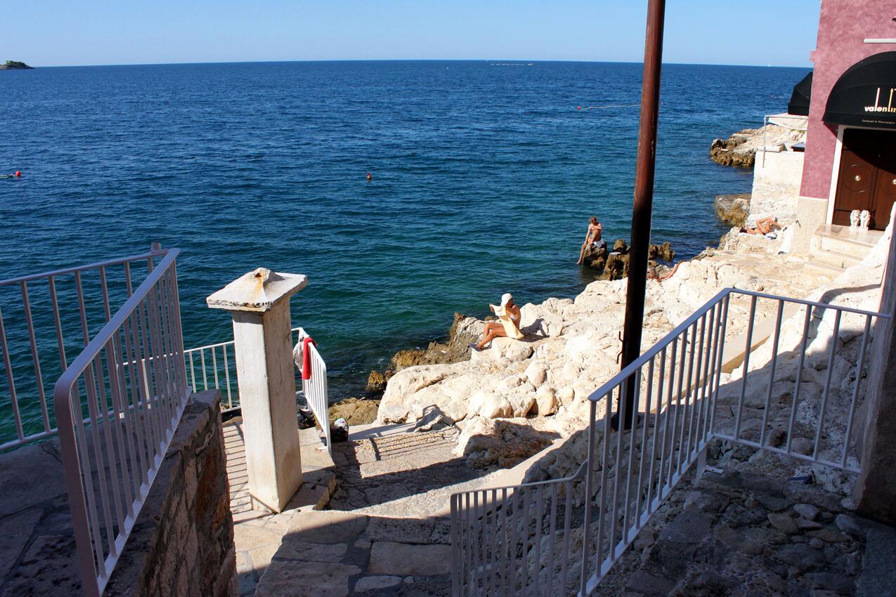 La spiaggia più vicina - Appartamenti e camere con Internet Rovigno - Rovinj