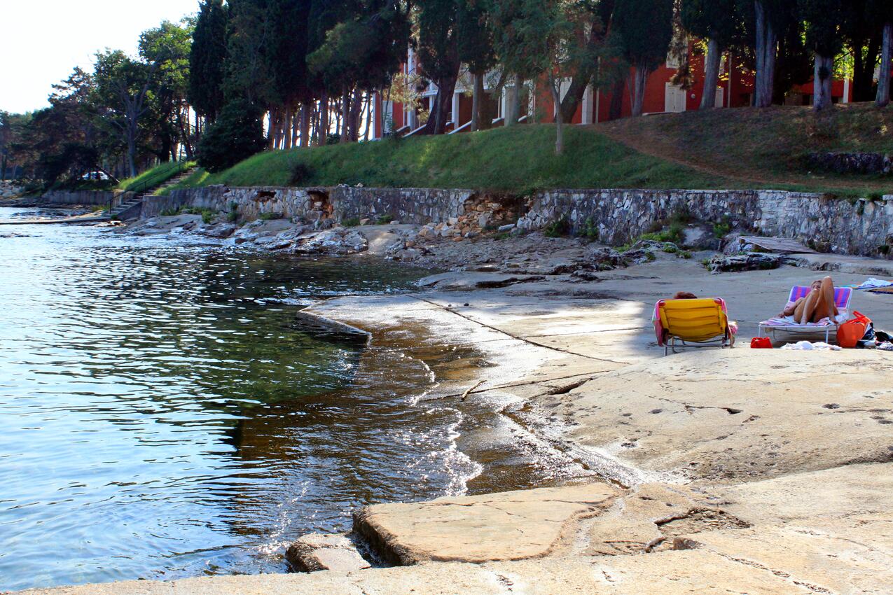 La spiaggia più vicina - Appartamenti con parcheggio Basanija, Umago - Umag