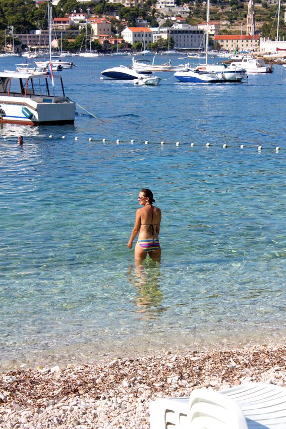 Nearest beach - Family-friendly apartments with swimming pools Hvar
