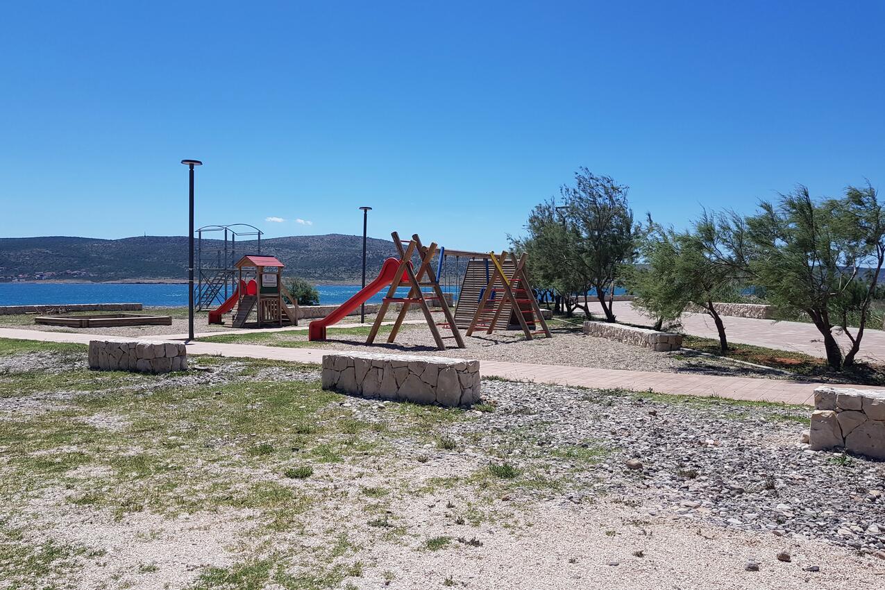 Najbližja plaža - Apartmaji ob morju Seline, Paklenica