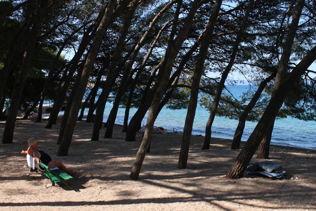 Najbliža plaža - Apartmani s parkingom Makarska