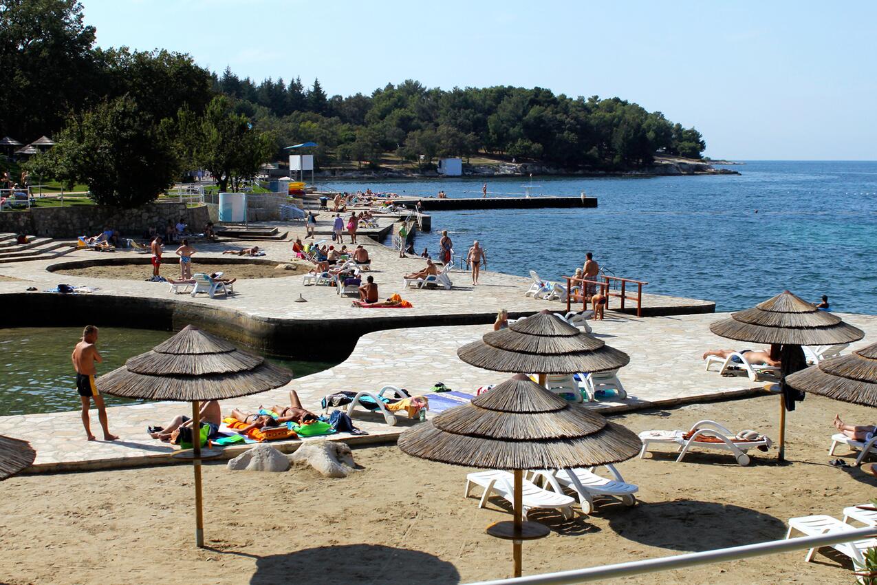 Nächster Strand - Ferienwohnungen mit Parkplatz Porec