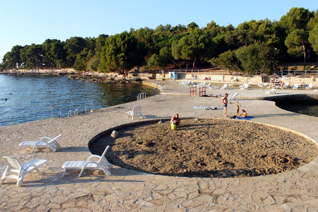 Nächster Strand - Ferienwohnungen mit Parkplatz Porec