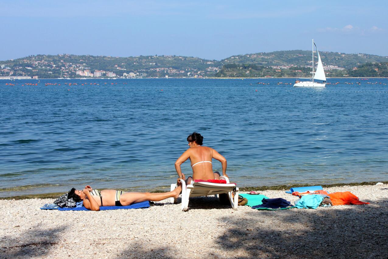 Nermeste strand - Lejlighedens parkeringsplads Valica, Umag