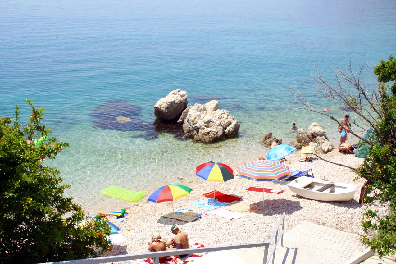 Nächster Strand - Ferienwohnungen am Meer Zaostrog, Makarska