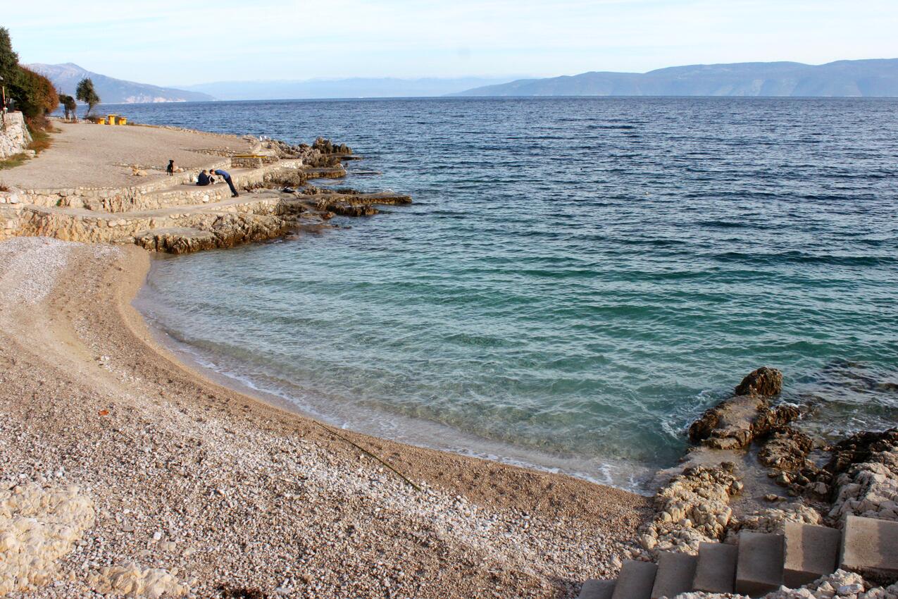 La spiaggia più vicina - Appartamenti con parcheggio Ravni, Albona - Labin